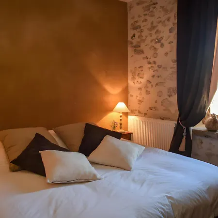 Les Du Grand Logis Bed & Breakfast 3*